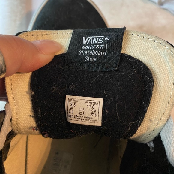 Men’s high top shoes size 11 - Picture 2 of 3